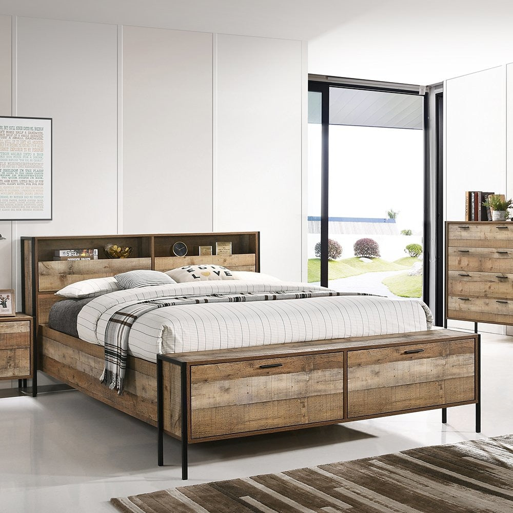 Queen Size Storage Bed Farme in Oak Colour with Particle Board Contraction and Metal Legs Frame Fast shipping On sale