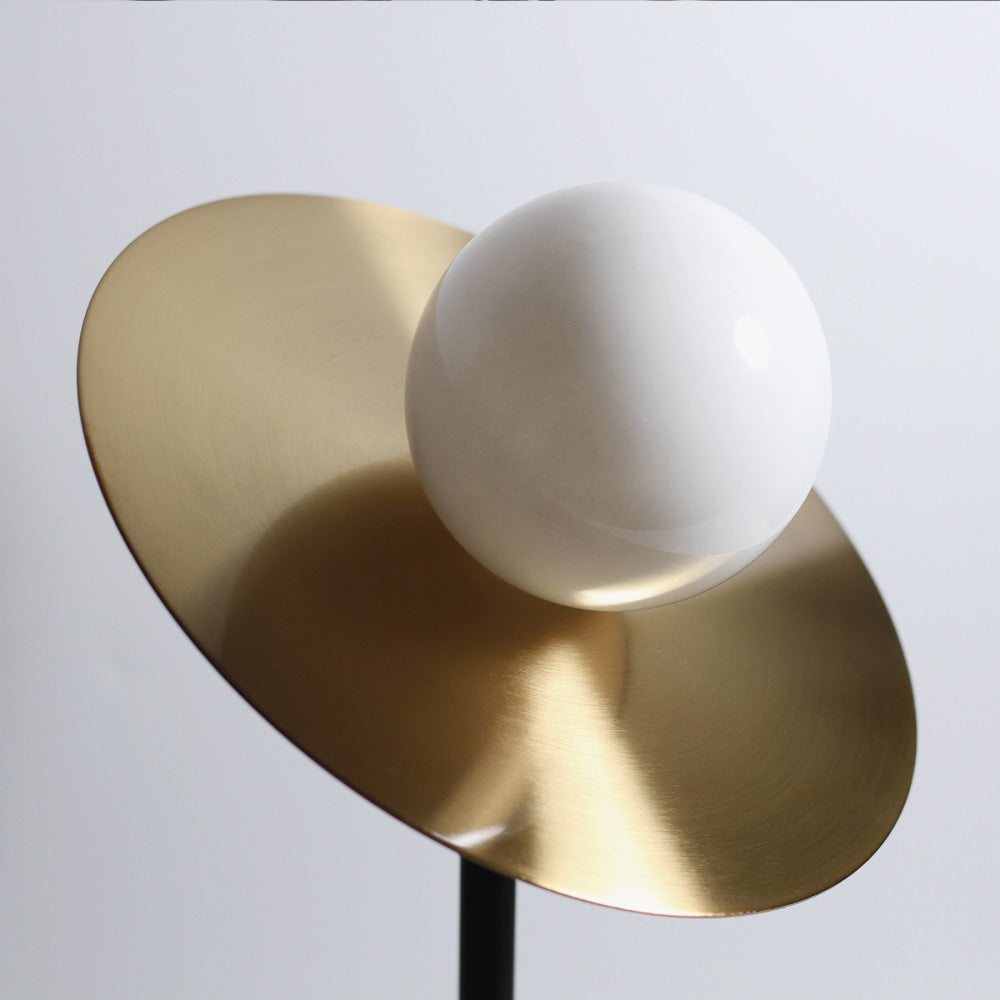 Sarah Modern Elegant Table Lamp Desk Light - Black & Brass Fast shipping On sale